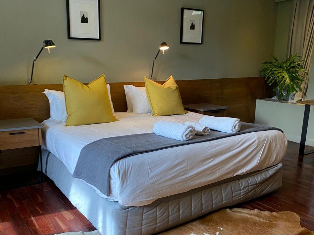 The Hamilton Boutique Hotel Йоханнесбург Номер фото